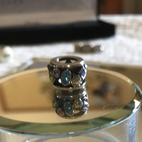 Jeweled Pandora style charm, from CAESARS PALACE in Vegas gift shop. - Picture 4 of 8